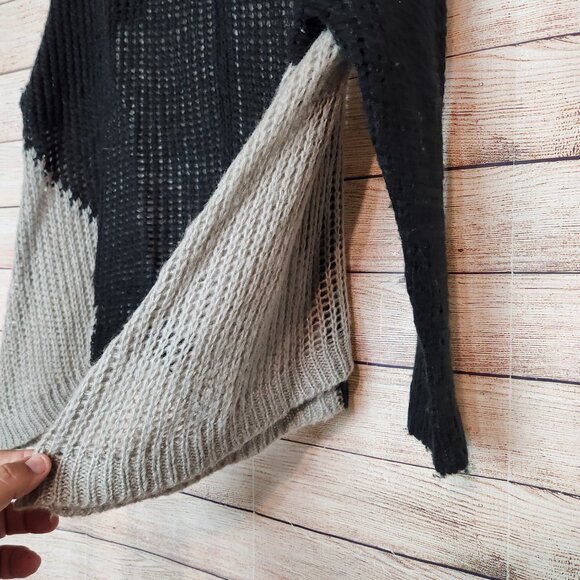 Listicle Black Gray Color Block Chunky Knit Pullover Sweater Women's Size M/L - Picture 6 of 14